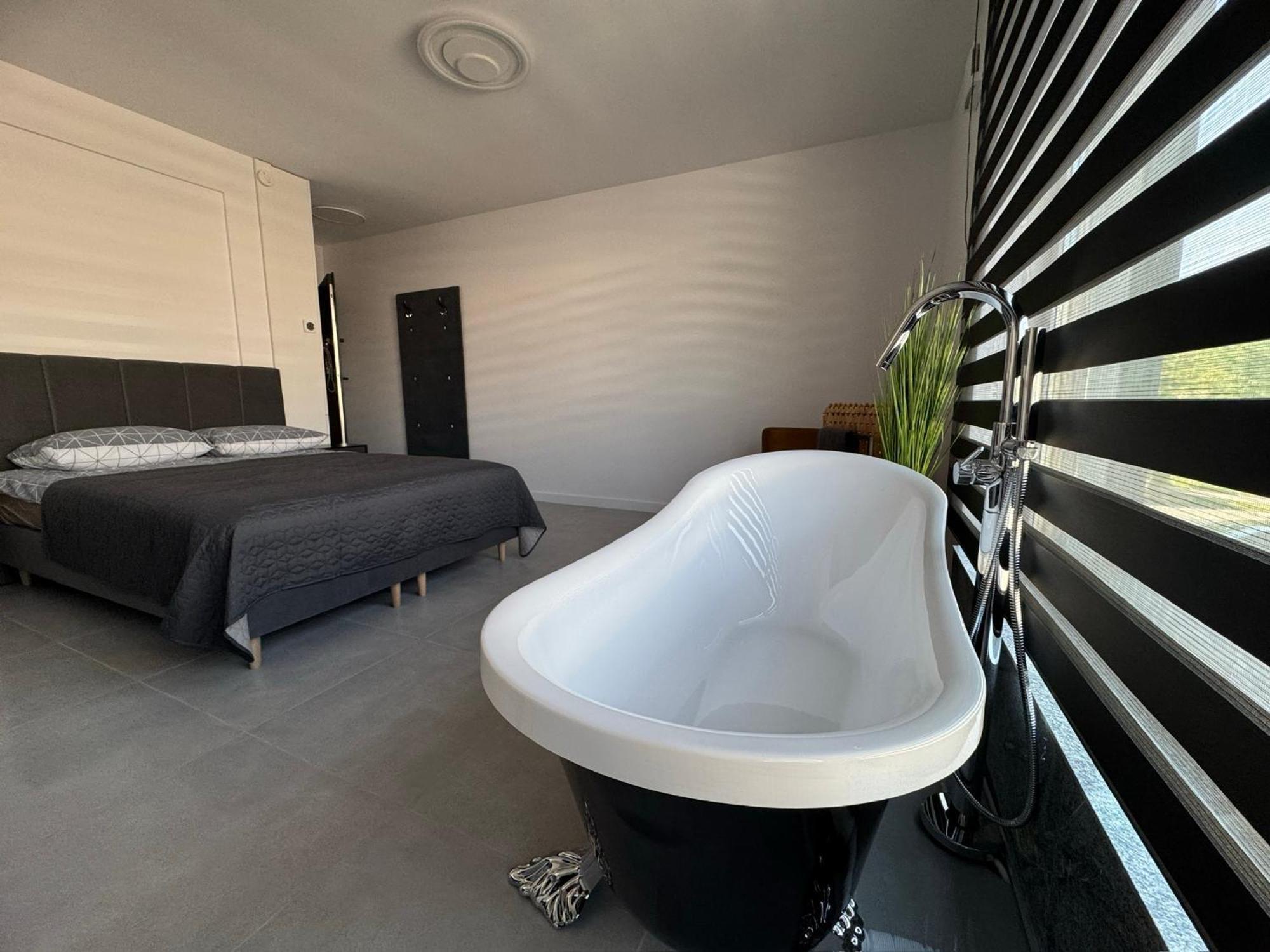 Apartament New Smart- Oaza Relaksu-rynek - Parking -fak Vat- Rok Budowy 2025 *