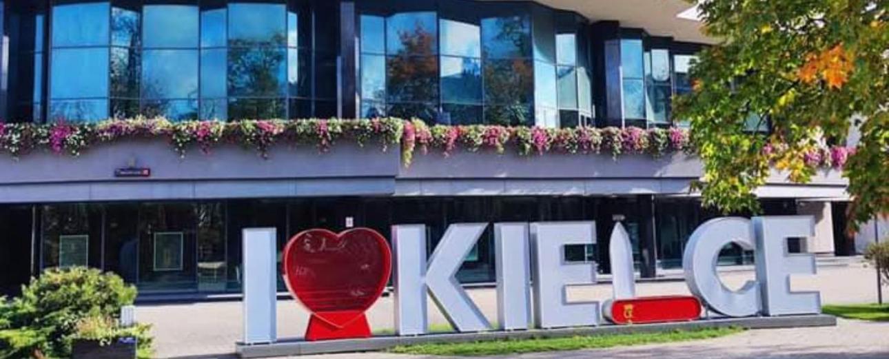 New Smart- Oaza Relaksu-rynek - Parking -fak Vat- Rok Budowy 2025 Apartament Kielce